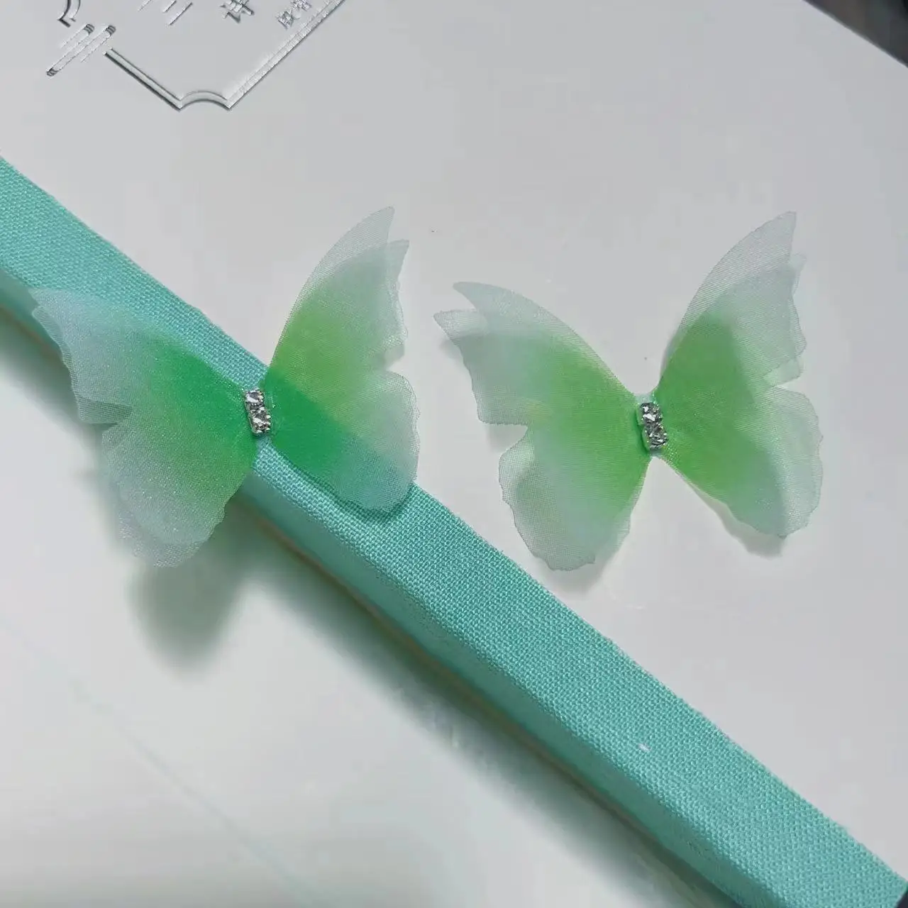 5 см Градиент двупластова лепкава диамантена пеперуда, имитирующая триизмерна прежда, окото на пеперуда, аксесоари за шапки Изображение 5